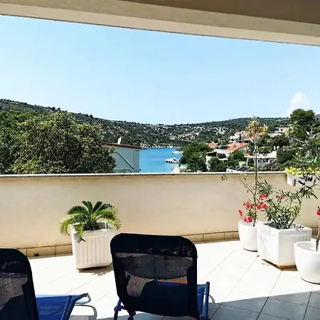 Daire Garden - Sea View *